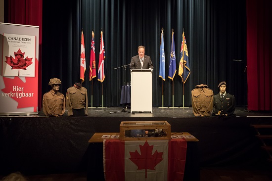 Symposium boek 'Canadezen in Arnhem en Oosterbeek